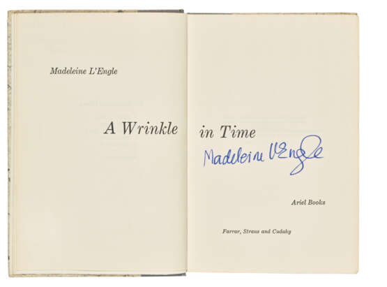 A Wrinkle in Time: signed first edition - фото 2