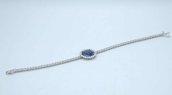 White gold bracelet with diamonds and sapphire Gold 21th century - photo 1