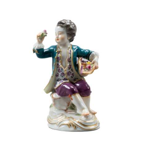 Boy with flowers. Meissen. Polychrome painting Rococo 20th century - photo 1