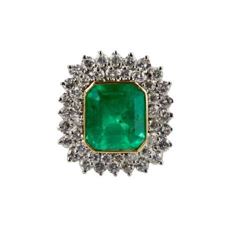 Platinum ring with emerald and diamonds. Diamonds 21th century - photo 3