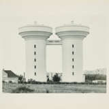 Bernd und Hilla Becher. Doppelwasserturm (From: Sechs Doppelwassertürme) - photo 1