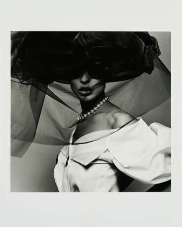 Michel Comte. Fashion with Veil and Pearl Necklace - photo 1