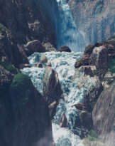 Monica Studer und Christoph van den Berg. Wasserfall