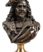 Sculptures. Bronze-Büste &quot;Rembrandt&quot;, Nachguß 20. Jh., bezeichnet &quot;Belleuse&quot;, braun patiniert, Pariser Gießermarke, auf quadratischen Marmorsockel, H. 26,5 cm, Ges.-H. 28,5 cm