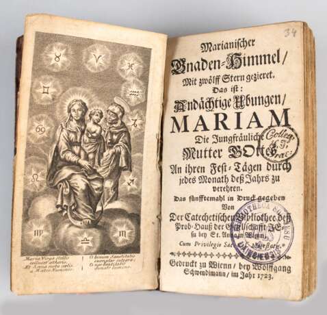 Buch "Marianischer Gnaden-Himmel", mit Kupferstichen, gedruckt zu Wienn, bey Wolffgang Schwedimann, im Jahr 1723, Ledereinband mit starken Gebrauchspuren, 13,5x8x1,2 cm - Foto 2