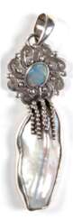Anhänger, 925er Silber, echte BIWA-Perle, und echter Boulder-Opal, Länge mit Öse ca. 4,7 cm