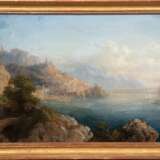 Agricola, Eduard (1800 Stuttgart- 1874 München) "Blick auf Amalfi Küste vom Kapuzinerkloster", Öl/ Lw., doubliert, signiert und datiert 1864 u.r., 45x68,5 cm, Rahmen (Deutscher Landschaftsmaler, studierte an de… - photo 1