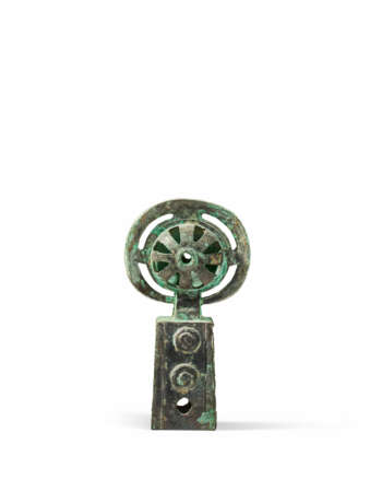 A SMALL BRONZE CHARIOT JINGLE - Foto 1