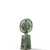 A SMALL BRONZE CHARIOT JINGLE - Foto 4