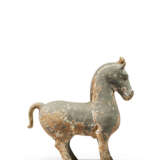 A PAINTED POTTERY FIGURE OF A STANDING HORSE - photo 3