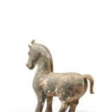 A PAINTED POTTERY FIGURE OF A STANDING HORSE - photo 6