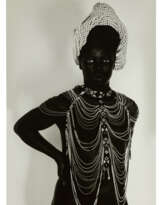 ZANELE MUHOLI (B. 1972)