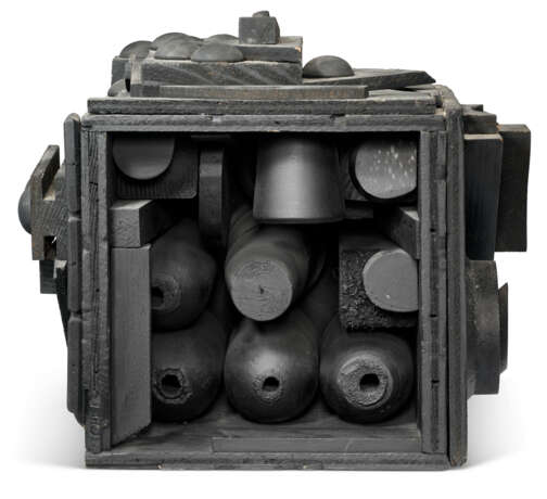 LOUISE NEVELSON (1899-1988) - фото 1