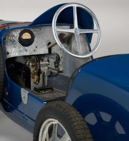 BUGATTI (EST. 1909) - Foto 5