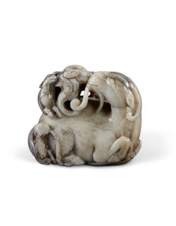 A MOTTLED GREY AND WHITE JADE CARVING OF THREE RAMS SAN YANG KAI TAI - photo 1