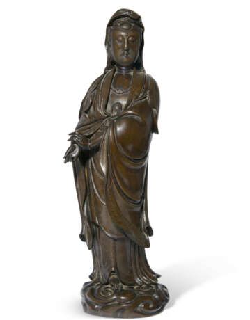 A SILVER-INLAID BRONZE FIGURE OF STANDING GUANYIN - photo 1