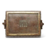 A BRONZE RECTANGULAR CENSER - Foto 8