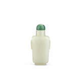 A WHITE JADE SNUFF BOTTLE - photo 2