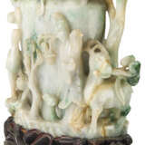 A LARGE JADEITE 'IMMORTAL' VASE AND COVER - photo 5