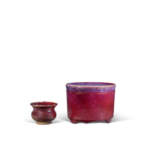 A FLAMBE-GLAZED FOLIATED CENSER AND A LARGE CENSER - фото 3