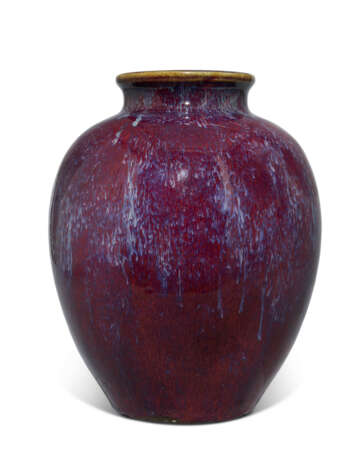 A FLAMBÉ-GLAZED OVOID VASE - Foto 2