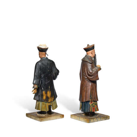 TWO PAINTED NODDING HEAD FIGURES OF OFFICIALS - Foto 5