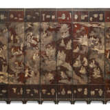 A TEN-FOLD COROMANDEL LACQUER SCREEN AND TWO PANELS - photo 1