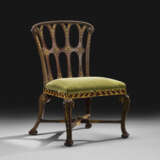 A PAIR OF GEORGE II MAHOGANY AND PARCEL-GILT CHAIRS - photo 4