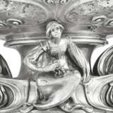 A LARGE AND IMPRESSIVE AMERICAN SILVER CENTERPIECE PUNCH BOWL - photo 6