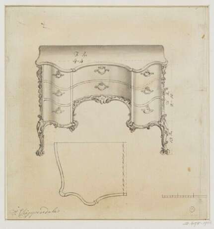 A GEORGE III MAHOGANY SERPENTINE COMMODE - фото 10