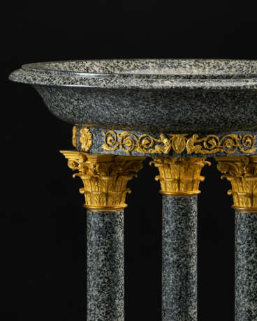 A SWEDISH ORMOLU-MOUNTED GREY GRANITE (`&#197;SBYDIABAS`) TAZZA - photo 2