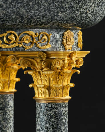 A SWEDISH ORMOLU-MOUNTED GREY GRANITE (`&#197;SBYDIABAS`) TAZZA - photo 3