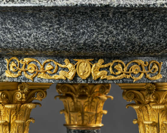 A SWEDISH ORMOLU-MOUNTED GREY GRANITE (`&#197;SBYDIABAS`) TAZZA - photo 4