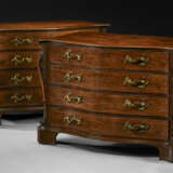 A PAIR OF GEORGE III MAHOGANY SERPENTINE COMMODES - photo 1