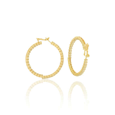 NO RESERVE | COLORED DIAMOND HOOP EARRINGS - фото 3