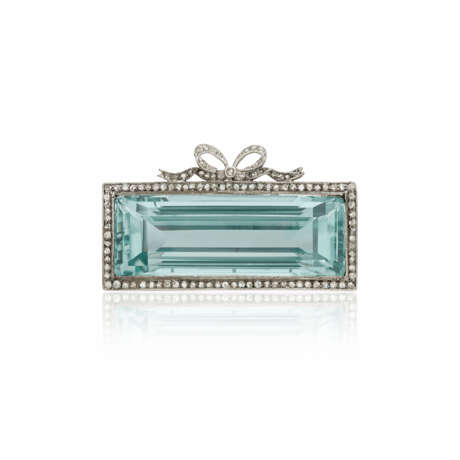 ANTIQUE AQUAMARINE AND DIAMOND BROOCH - photo 1