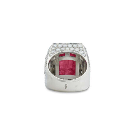 BULGARI BAGUE 'TROMBINO' RUBIS ET DIAMANTS - photo 4