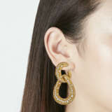 VAN CLEEF & ARPELS BOUCLES D’OREILLES CRÉOLES DIAMANTS - photo 3