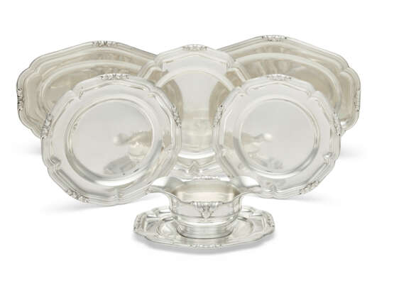 A FRENCH SILVER PART DINNER SERVICE - photo 1