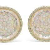 A PAIR OF SILVERED-METAL MOUNTED MOTHER-OF-PEARL DISHES - photo 1