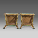 A PAIR OF GEORGE II WALNUT AND PARCEL-GILT SIDE CHAIRS - photo 5