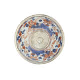 A REGENCE SILVER-MOUNTED IMARI PORCELAIN BOWL AND COVER - photo 2