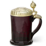 A GERMAN SILVER-GILT-MOUNTED LARGE RUBY GLASS TANKARD - photo 1