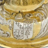 A SWISS PARCEL-GILT SILVER CUP - Foto 4