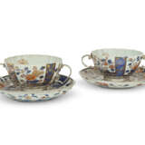 A NEAR PAIR OF REGENCE SILVER-MOUNTED IMARI PORCELAIN BOWLS AND DISHES - фото 2