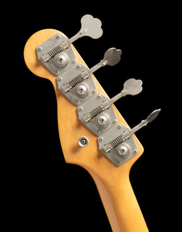 FENDER MUSICAL INSTRUMENTS CORPORATION, CORONA, CALIFORNIA, 1989 - Foto 5