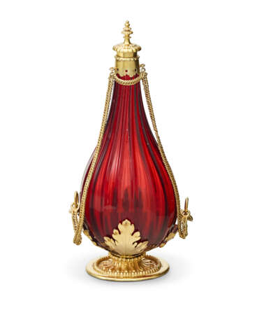 A GERMAN SILVER-GILT MOUNTED RUBY GLASS FLASK AND STOPPER - Foto 1