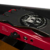 JEFF BECK`S SMALL PERFORMANCE PEDALBOARD - фото 4
