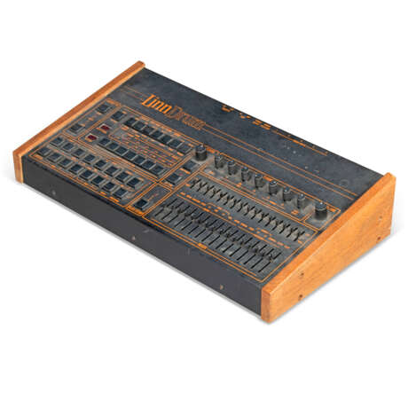 LINN ELECTRONICS, TARZANA, CALIFORNIA, CIRCA 1982-1985 - Foto 1