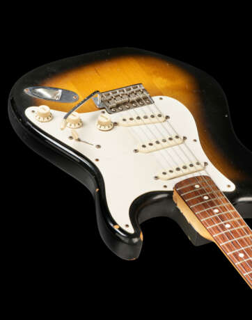 FENDER ELECTRIC INSTRUMENT COMPANY, FULLERTON, CALIFORNIA, 1982 - photo 3